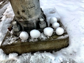 snowballs